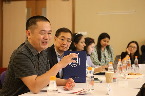 1472731243204659.jpg 2 福建省同心慈善基金会会长邱德辉在研讨会上发言.JPG