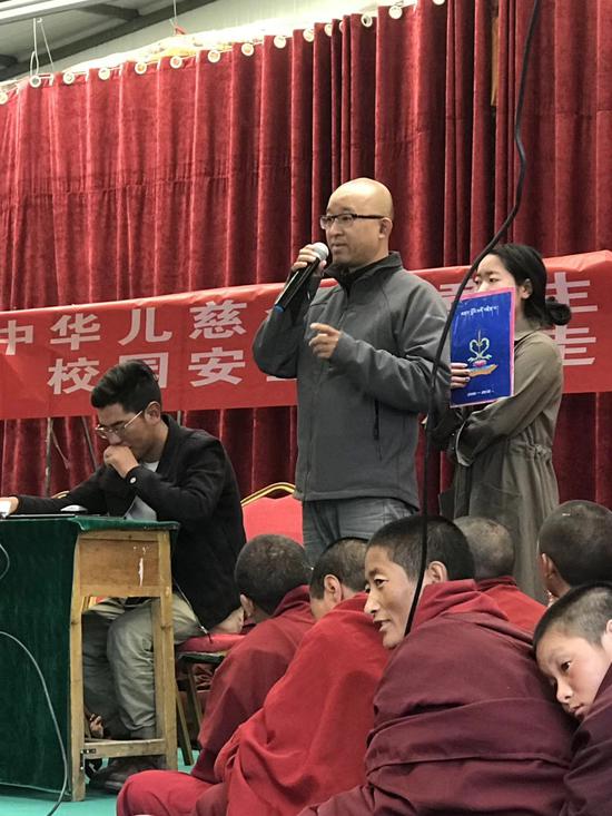 /ueditor/image/2018/09/04/87356754afa93535c0daf7c406ddc445.jpg “向校园欺凌说不”2.jpg