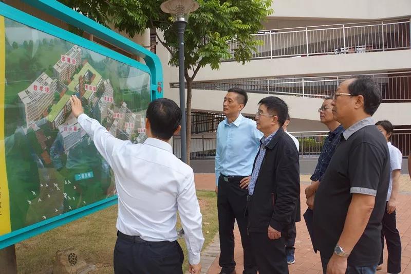 /ueditor/image/2018/11/12/4574fd723cb201a4f357b8c892302576.jpg 民政部社会事务司王金华司长一行到深圳市社会福利中心调研指导工作2.jpg