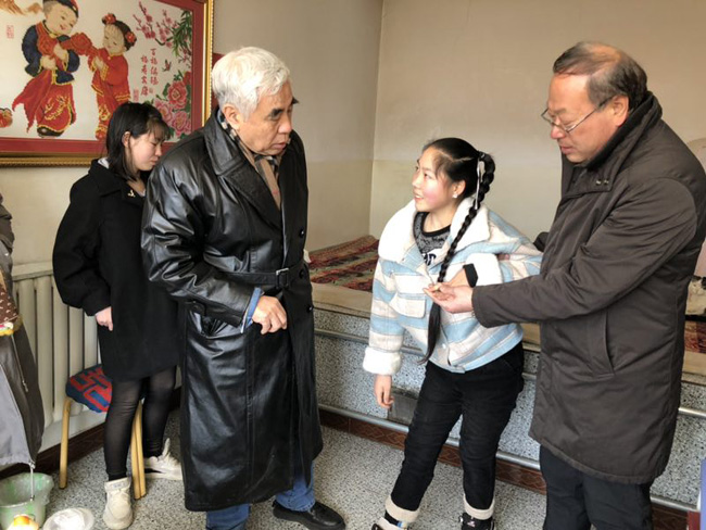 “囊萤计划”河北赤城贫困癌症家庭大学生助学项目启动 1.jpg