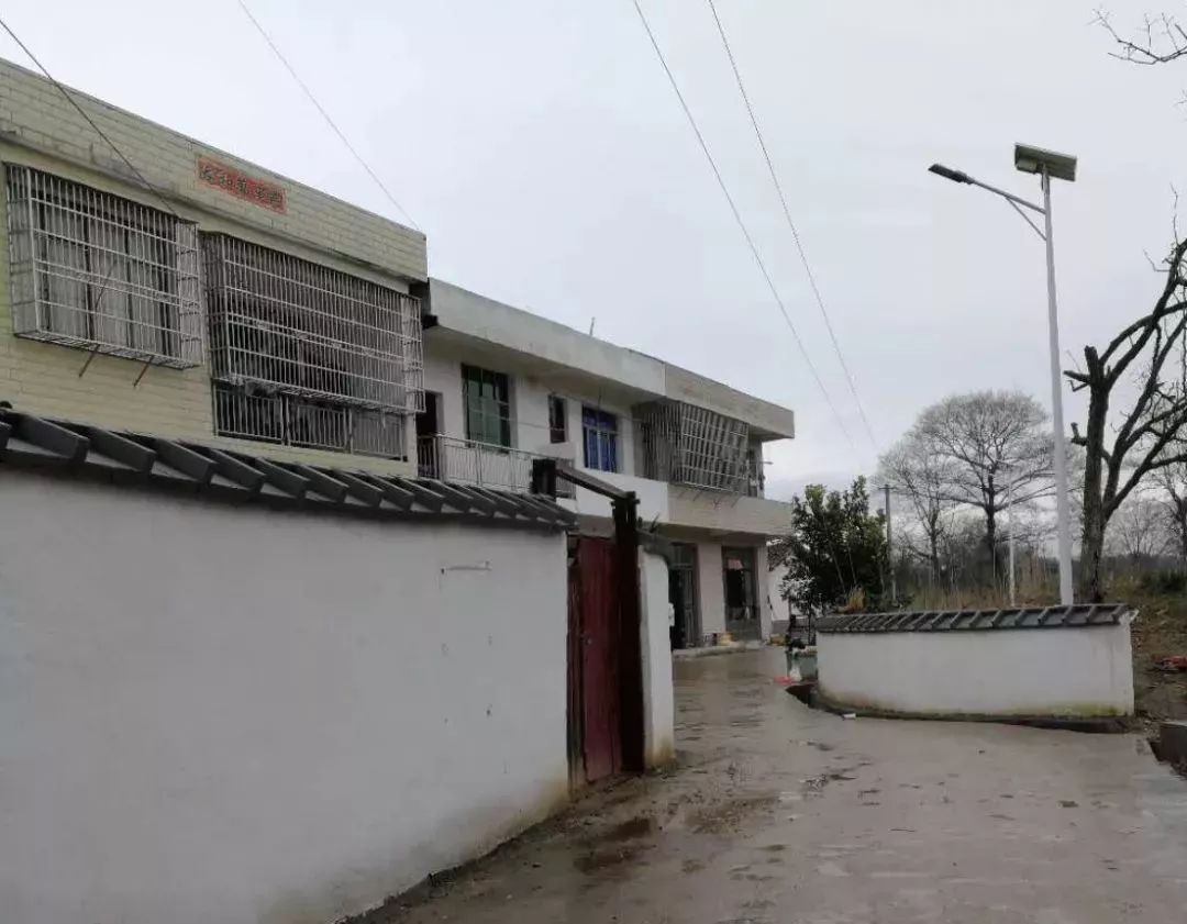 /ueditor/image/2019/03/01/42bc9084d34e35d2ecec28feb0c1880a.jpeg 农村“脱贫”和企业“扶贫”能不能义利并举?.jpeg