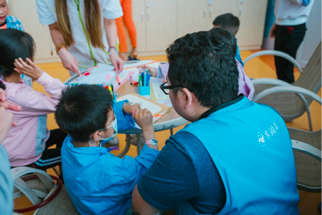 /ueditor/image/2019/04/16/f8c8343e9aade436785612714b6e40a8.png 水滴公益为上百名病童“闪送”心愿蛋糕5.png