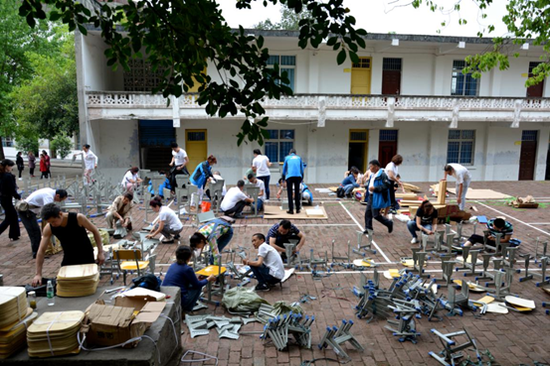 /ueditor/image/2019/04/17/209dc247747cb9ec5b2ec946a49dde3e.png 朱一龙粉丝联合新浪扬帆公益基金送爱入校2.png