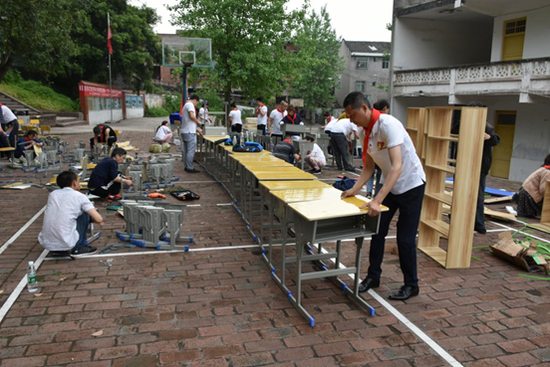 /ueditor/image/2019/04/17/6e0bf42de263afee394b02cdc0be59a4.png 朱一龙粉丝联合新浪扬帆公益基金送爱入校.png