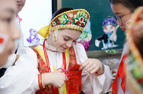 /ueditor/image/2019/04/25/ea9f4d1d2dbc3e1e5e18445de90301a2.jpg 第二届“一带一路·手拉手”十国少年中国行活动落幕5.jpg