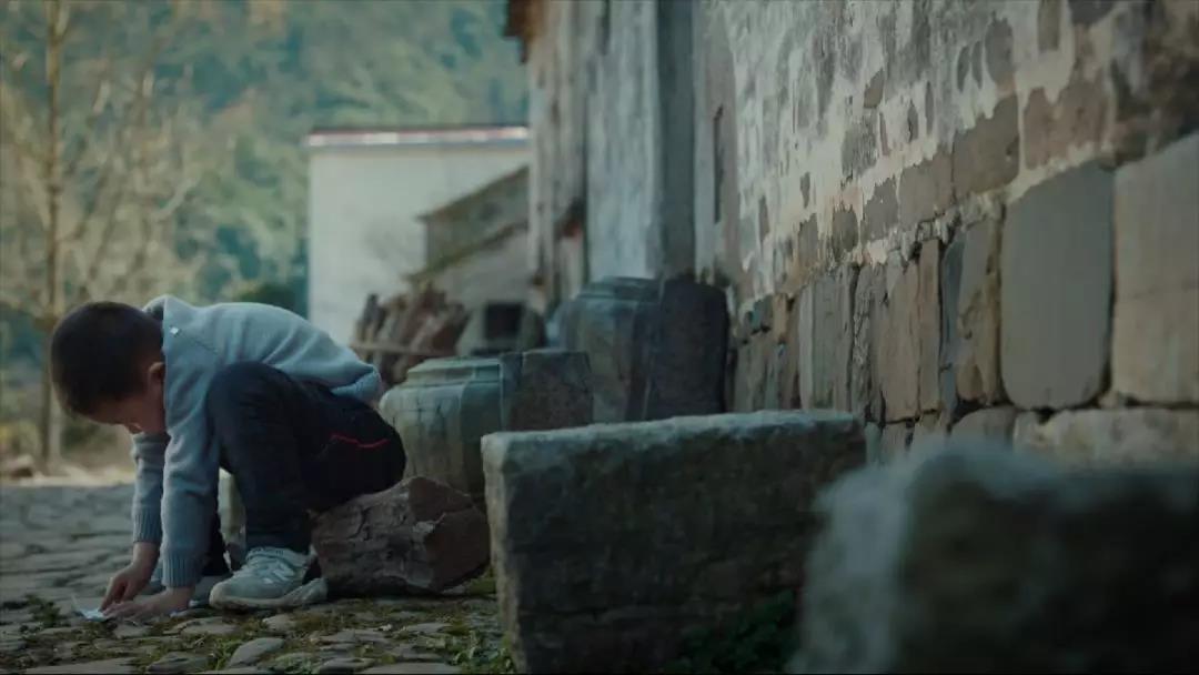 /ueditor/image/2019/04/29/279ce6225a9c9b452d701c086ea5e1fd.jpg 点亮智初之光,捐献爱心故事11.jpg