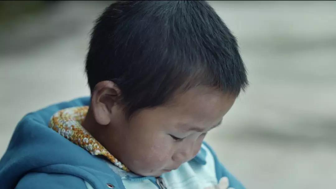 /ueditor/image/2019/04/29/a8a4c7a59cc201563a2c673f4b2457f9.jpg 点亮智初之光,捐献爱心故事8.jpg