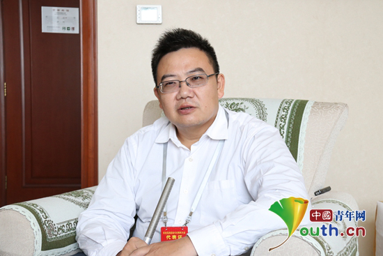 /ueditor/image/2019/05/05/d0684f3b14b9bd697da7357c06f8559e.jpg “好青年”尹珩:左手建设右手公益 为“一带一路”奉献中国力量.jpg