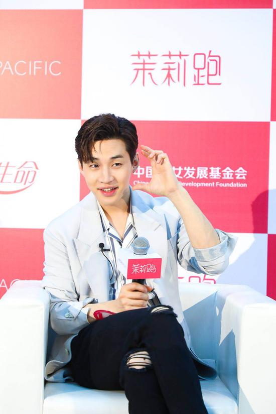 /ueditor/image/2019/05/13/72a19daa3244de5ab55501bcbd1effc6.jpg 2019爱茉莉太平洋女性健康公益跑暖心收官3.jpg