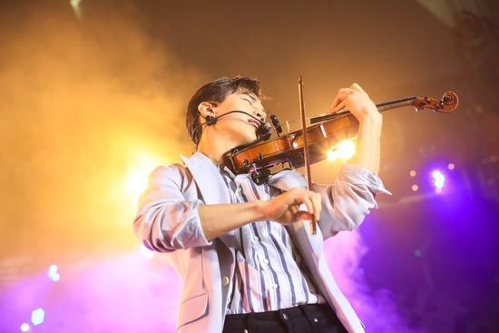 /ueditor/image/2019/05/13/7acdd5c72838b04b4b892edee758b14f.jpg 2019爱茉莉太平洋女性健康公益跑暖心收官2.jpg