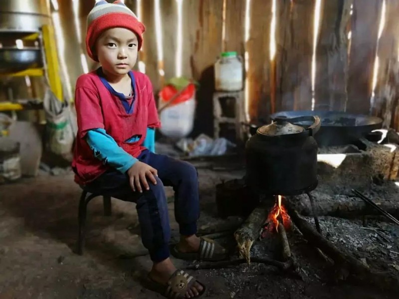 /ueditor/image/2019/05/14/97ed8d01921bc5bc4f7f01295de63060.jpg 李小云:现代的发展主义者3.jpg