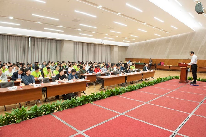 /ueditor/image/2019/05/20/33795a8316e89d7a7ff075f6053654ab.jpg 中国慈善联合会、清华大学社会学系等多家机构联合 推进“乡村振兴领头雁计划”1.jpg