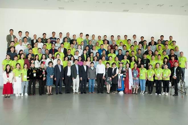 /ueditor/image/2019/05/24/7c8768a5ceb505b8fd6c8ca53898daa7.jpg 中慈联、清华社会学系、友成基金会等多部门联合推进“乡村振兴领头雁计划”4.jpg