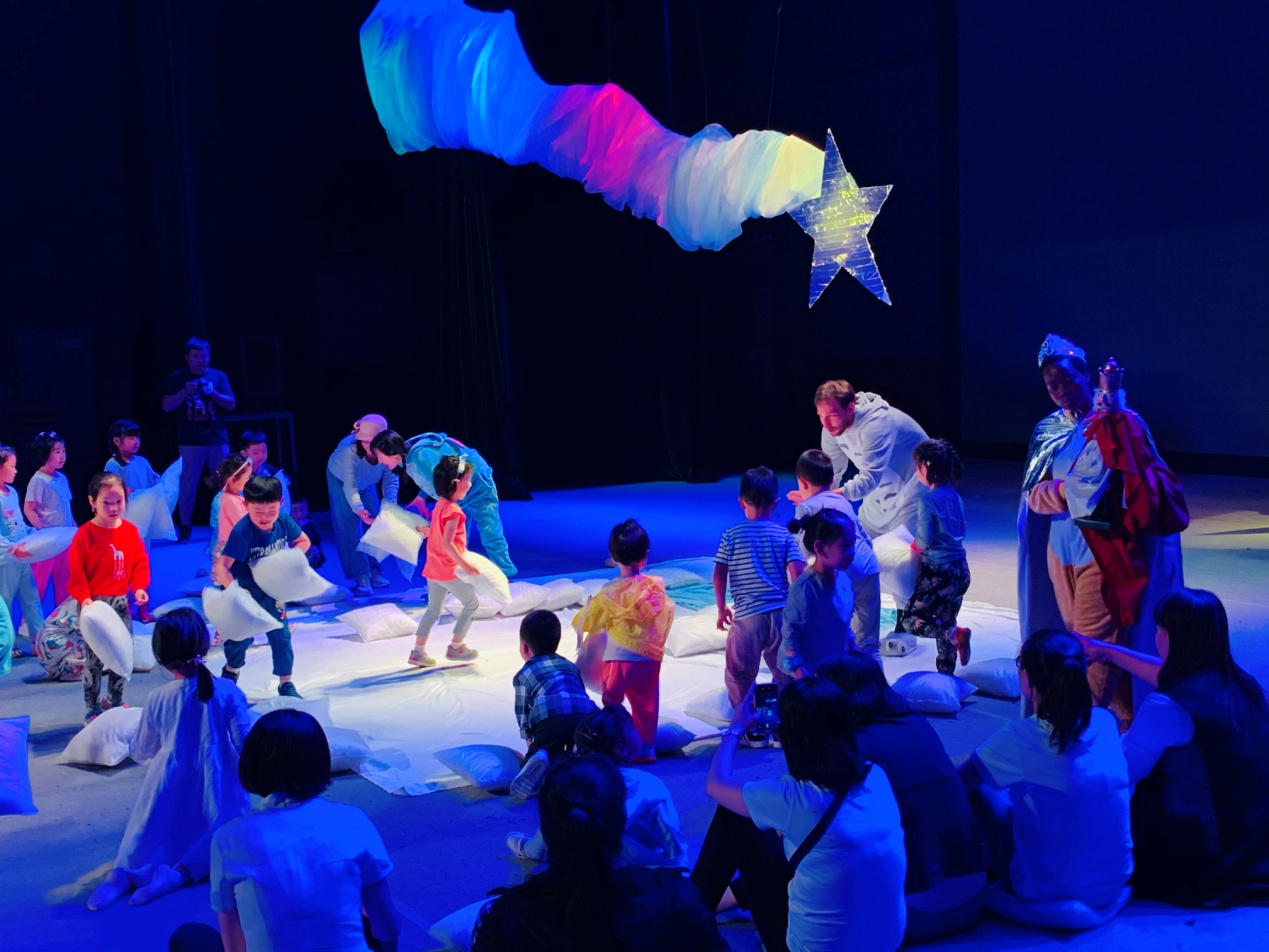 /ueditor/image/2019/05/24/db27af5654edc7299e7da600a2e48c85.jpg 关爱残障儿童 大型沉浸式互动儿童剧助力精彩“六一”4.jpg