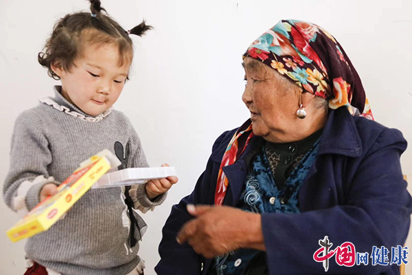 中国红基会启动贫困先心病患儿救助计划 3.jpg