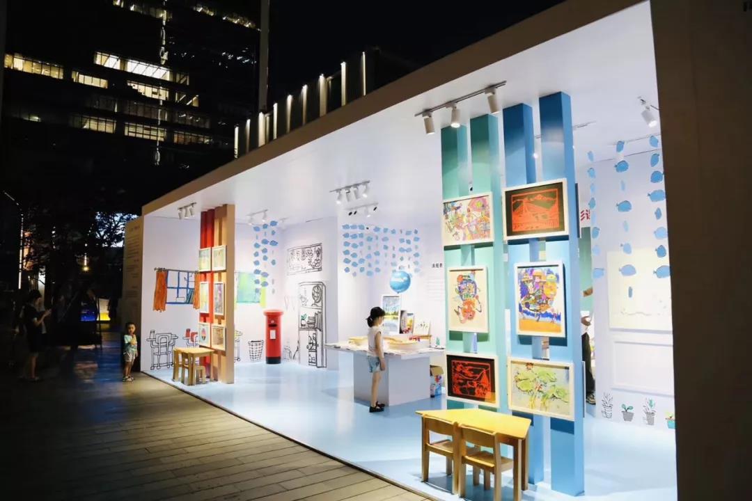 一间“神奇教室”突降深圳，明星大咖助阵，用童心画笔绘出“梦想的线条”.jpg