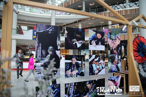 /ueditor/image/2019/06/12/98b5c2c6bdaaa612b859a966c8865539.jpg 深山集市·中国匠心艺术用“指尖经济”探索产业扶贫之路 11.jpg