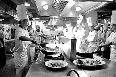 /ueditor/image/2019/06/12/c083be6c813ac489e437bb4de1c90542.jpg “1+N”,职教扶贫的多种可能性.jpg