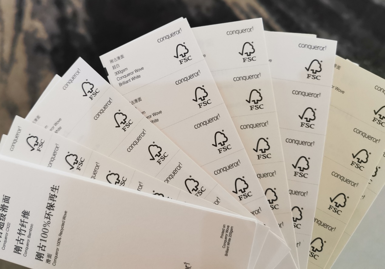 /ueditor/image/2019/06/25/3bb970195255bf71bc731d57b787387a.jpg 吉尼斯纪录创造者刘通:一张纸的公益行动8.jpg