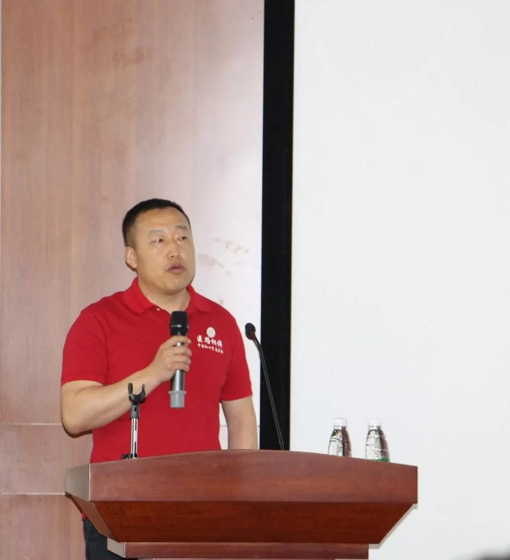 /ueditor/image/2019/06/26/2f1673beb653b31994d44adebee8884a.jpg 中国红基会“医路相伴——专家进基层患者关爱项目”走进黑龙江1.jpg