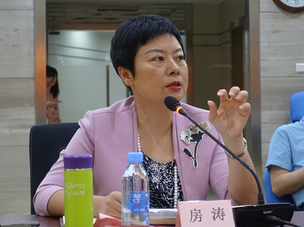 /ueditor/image/2019/06/28/fd582b54b7dcc3d9d163bb0942c7ee7e.jpg 深圳市社会组织管理局召开2019年“广东扶贫济困日”活动行业协会商会及基金会负责人座谈会2.jpg