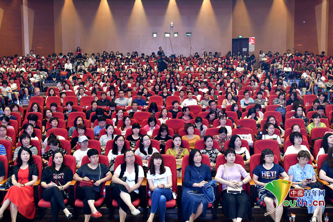 “互联网+教育+公益”提升“整本书阅读” 1.jpg