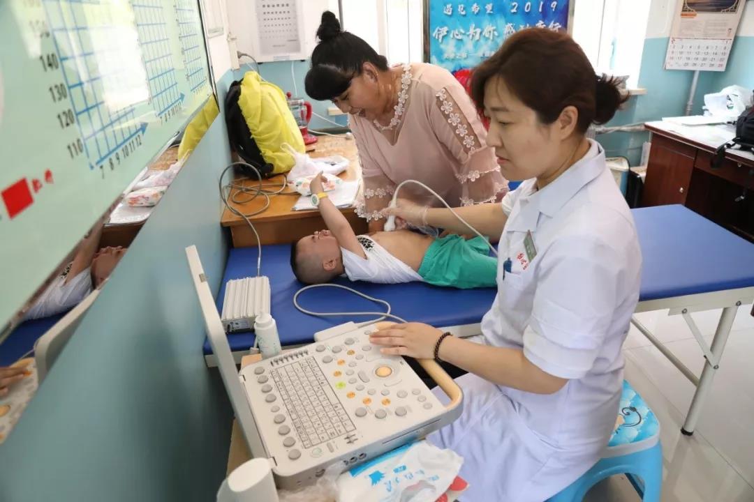 /ueditor/image/2019/07/11/872b7341fa78c0e4f72b28918a41941b.jpg “伊心为你 感动童行”天使之旅-贫困先心病患儿筛查救助行动在抚远开展2.jpg