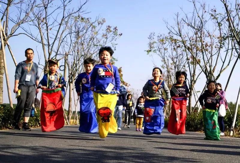 /ueditor/image/2019/07/19/3715ccf65f5f40965e2fa871ec3f0529.jpeg 联劝基金会10周年大揭秘:一个亿小目标背后的“求索”1.jpeg