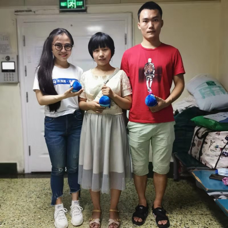 /ueditor/image/2019/08/02/5b7d61f3ab3e2f333e096bea23a22654.jpg 水滴筹徐憾憾:愿水滴的温暖点亮万家灯火4.jpg