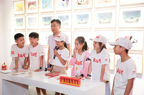 /ueditor/image/2019/08/07/c6302d386718a29f989b88473de4642a.jpeg 真爱梦想“去远方”公益研学旅行队伍参观嘉德艺术中心 体验“小小拍卖师”2.jpeg