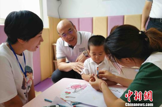 /ueditor/image/2019/08/20/f59981305a50815cc513f20f74126d5f.jpeg 10个村镇儿童早期发展中心揭牌 助力教育扶贫.jpeg