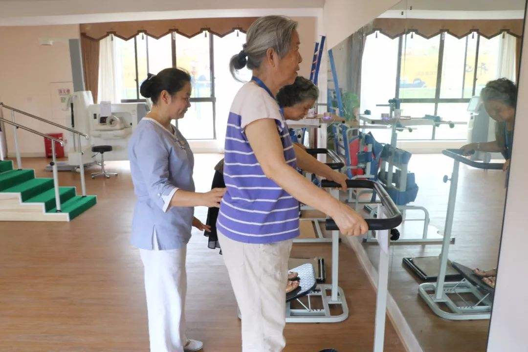 /ueditor/image/2019/08/23/c2355c975536bac637d108ca833c8dc1.jpg 年底全面消除乡村医卫机构和人员空白点1.jpg