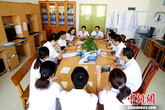 /ueditor/image/2019/08/27/25e0b5560a5a052c36a3c34eb4d92b83.jpg 北京200多名医疗专家在广西兴安县开展公益活动2.jpg