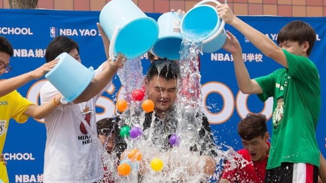 /ueditor/image/2019/08/29/43d56ce20a2e8851bd763e6cd682b649.jpg 互联网公益,从个人突出到大众参与.jpg