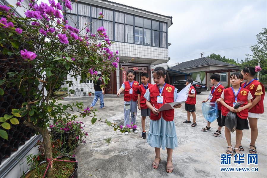 /ueditor/image/2019/08/29/5b25d02d6fb76819a164de1cfd625d20.jpeg 浙江长兴:小小志愿者助推美丽乡村建设4.jpeg